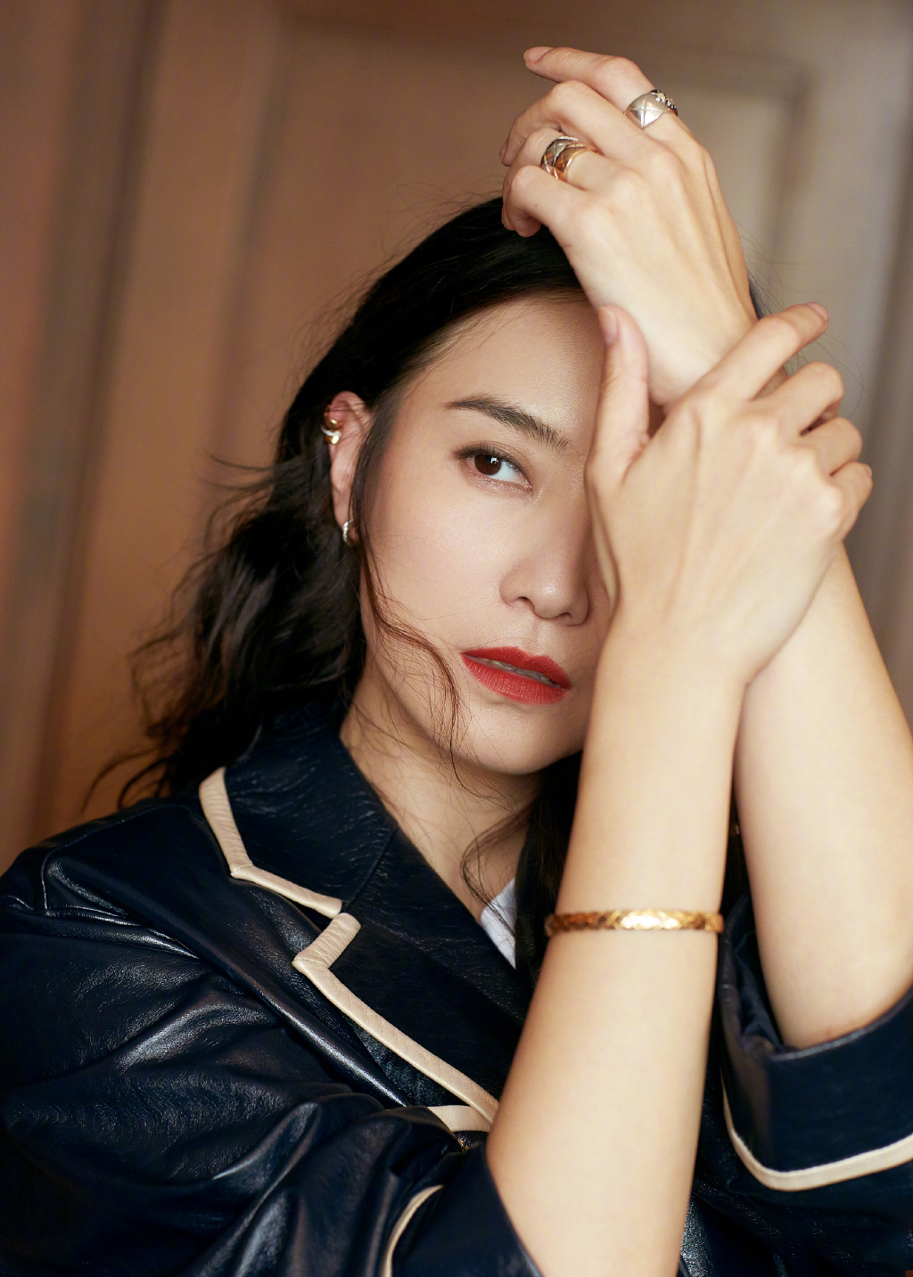 宋佳夹克短裙居家优雅性感写真图片图片