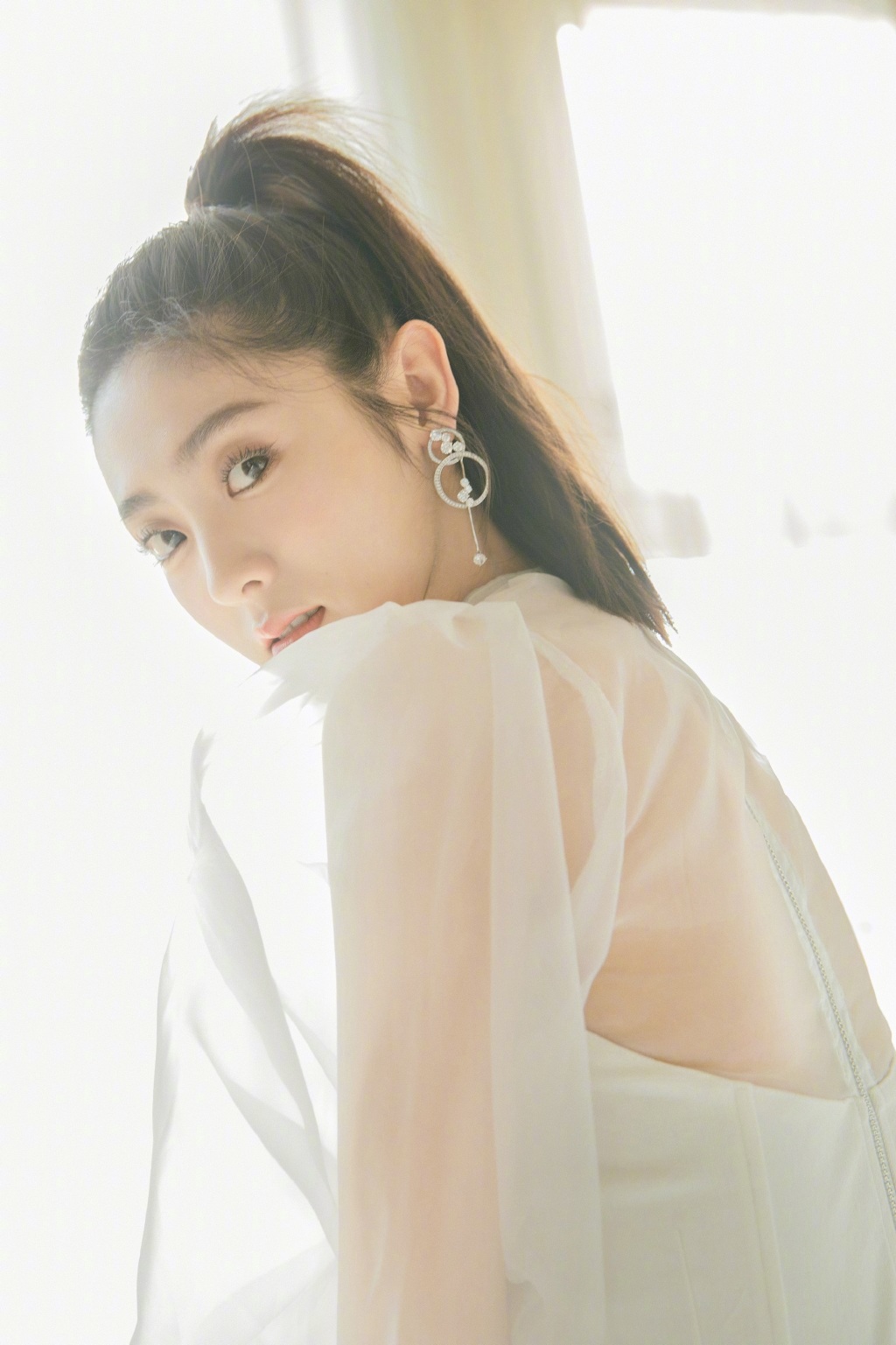 高清中国内地北京朝阳女演员邢菲清爽唯美高清桌面壁纸图片 高清中国内地北京朝阳女演员邢菲清爽唯美高清桌面壁纸图片