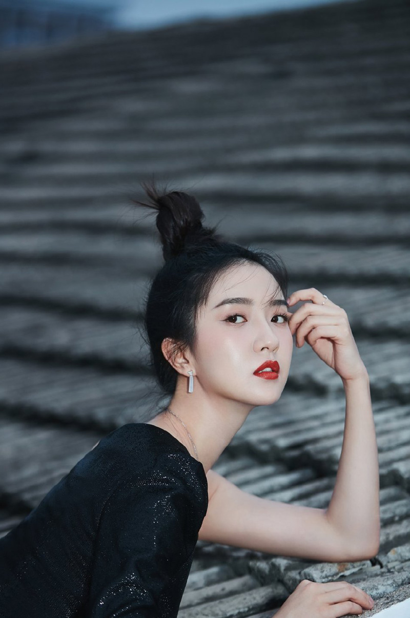 许龄月图片
