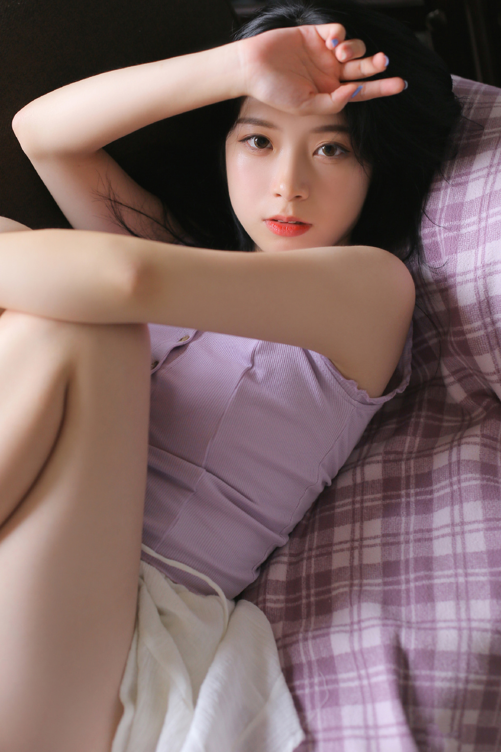 高清北京美女王菲时尚芭莎个性封面大片图片