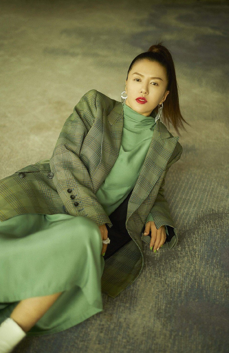 谭维维图片