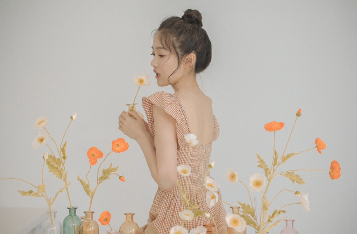 中国内地海市女演员汤梦佳甜美迷人夏日写真图片图片