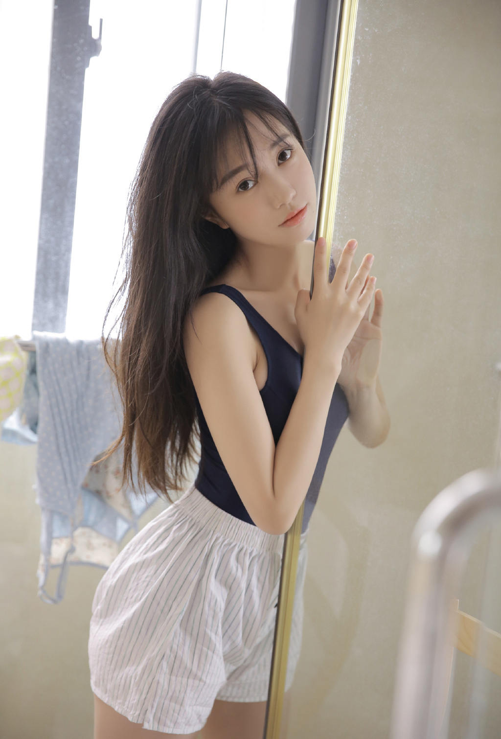 高清中国内地哈尔滨美女王晨艺帅气写真图片图片