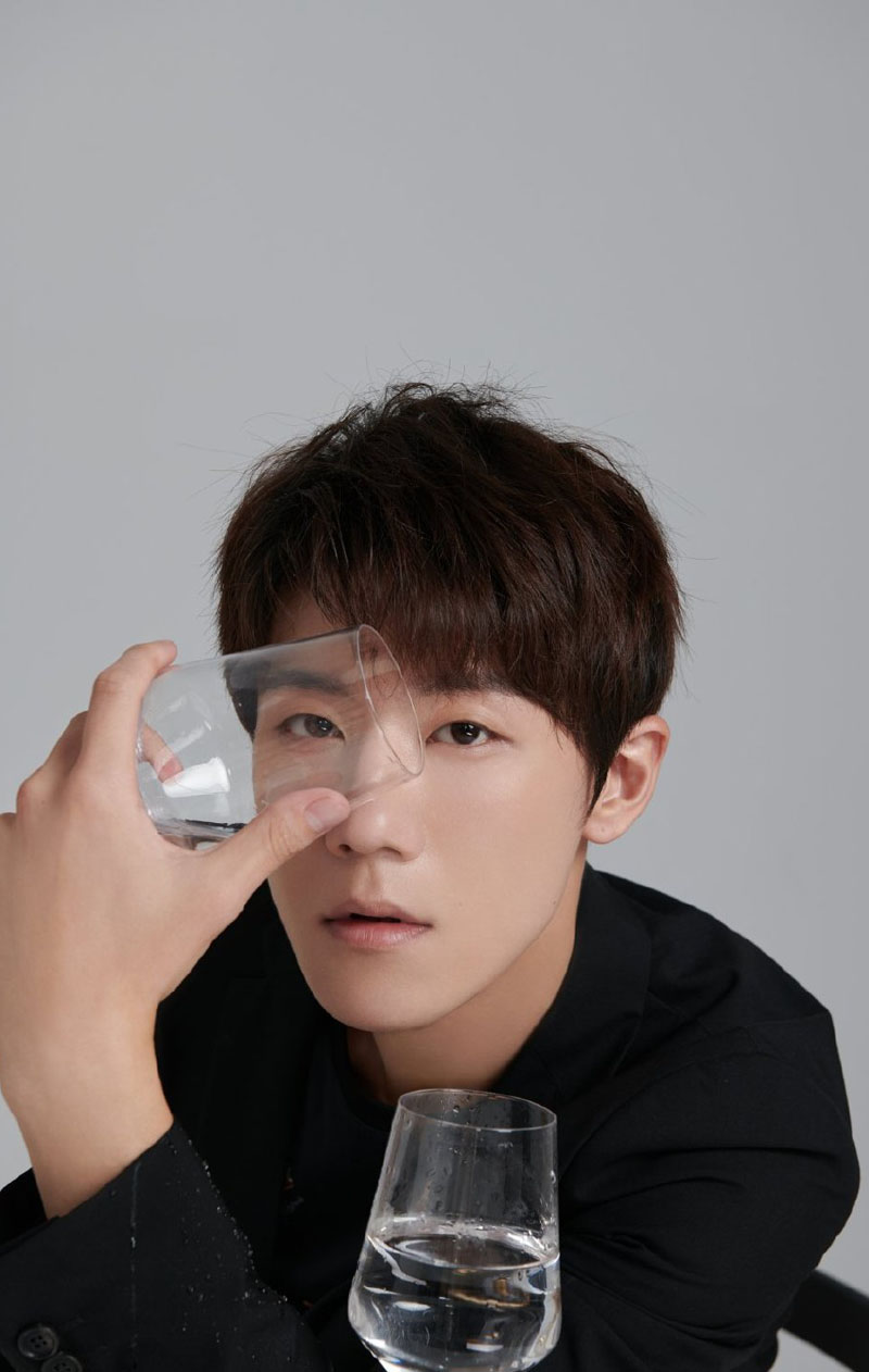 王丽坤性感优雅活动图片图片