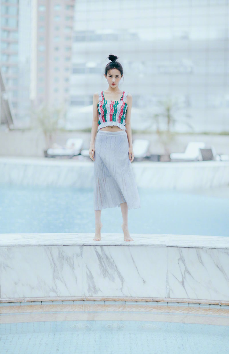 李一桐图片