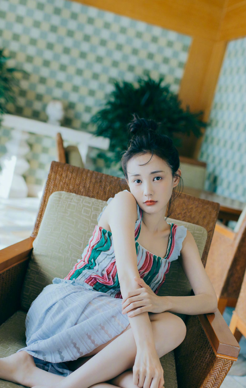 李一桐图片