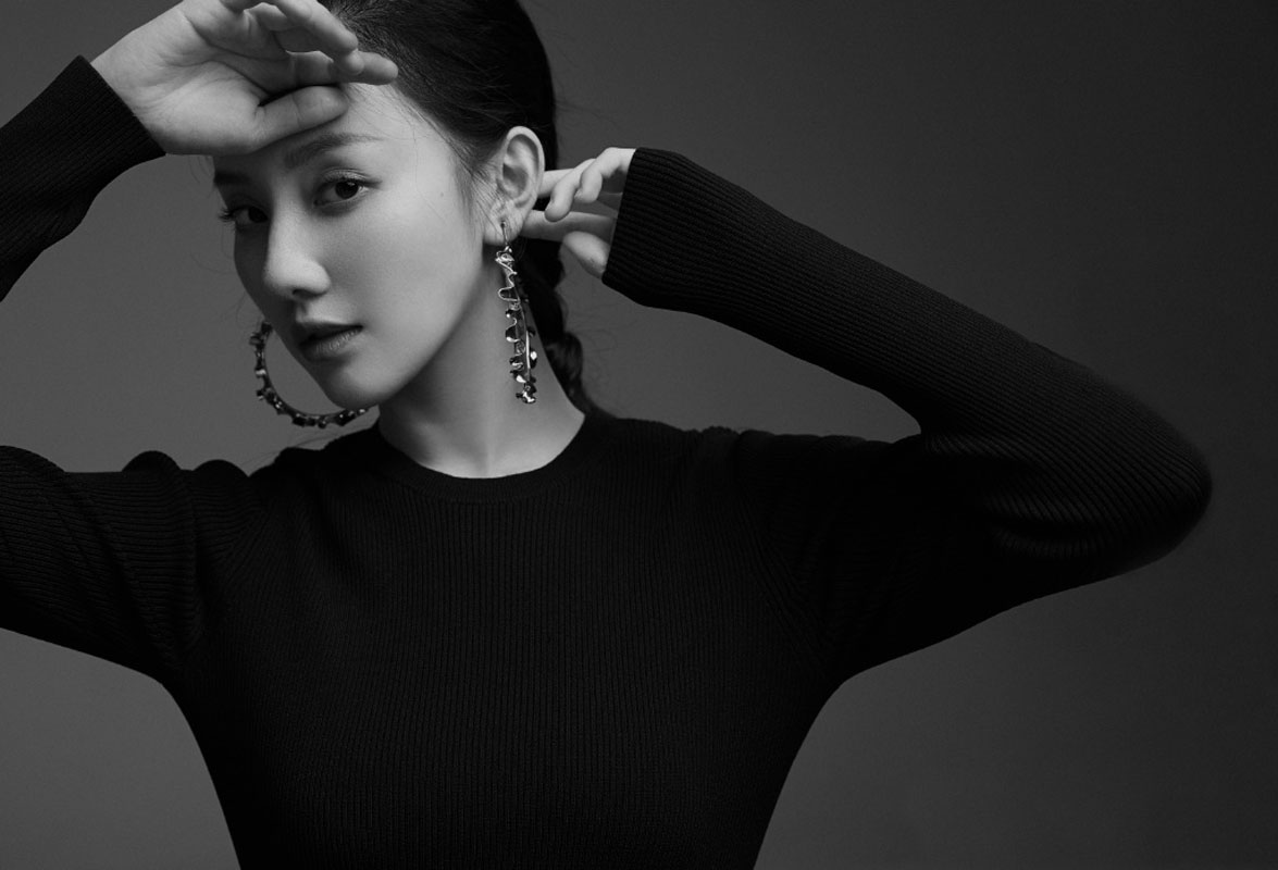 高清江苏苏州美女刘嘉玲风华绝代魅力十足杂志封面图片图片