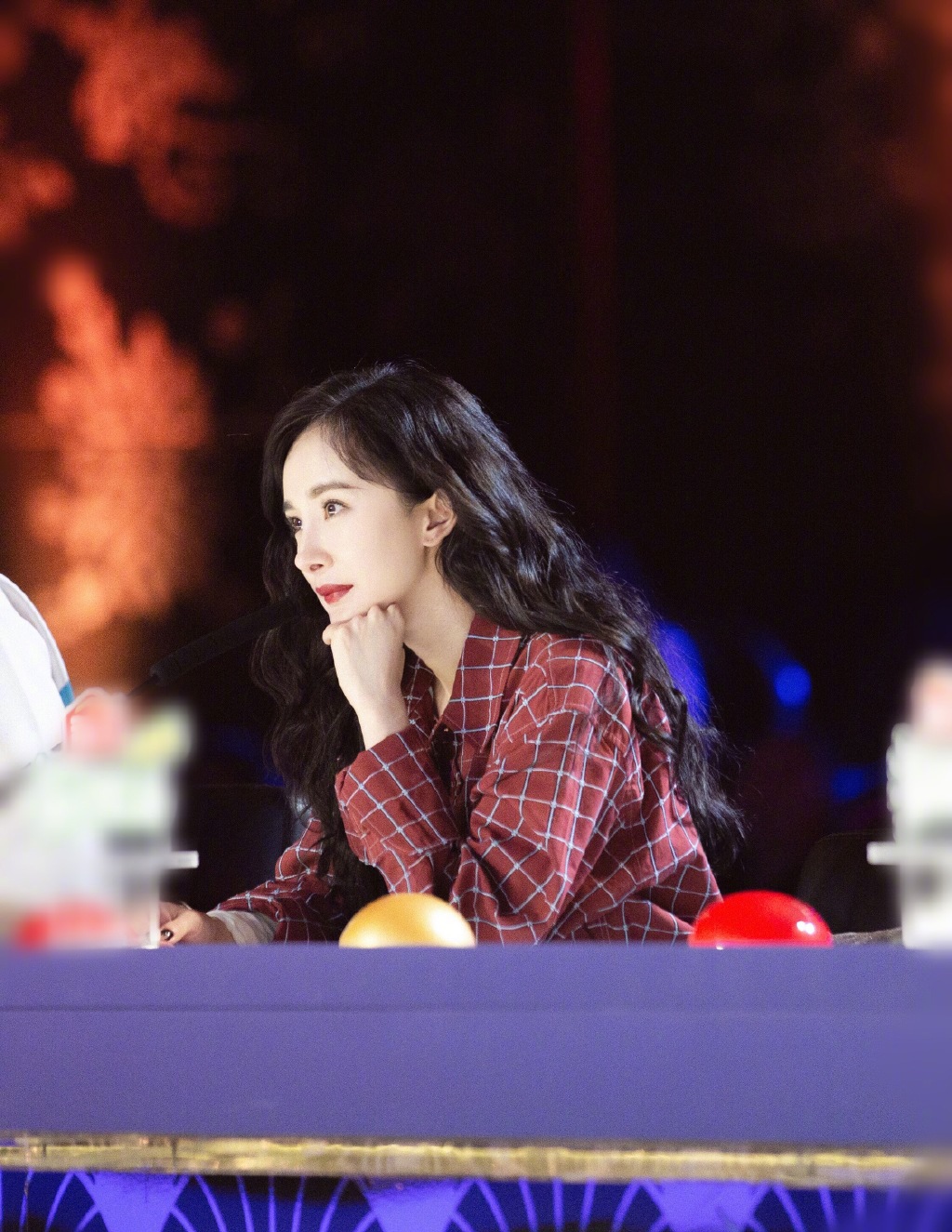 杨幂格子衫性感写真图片图片