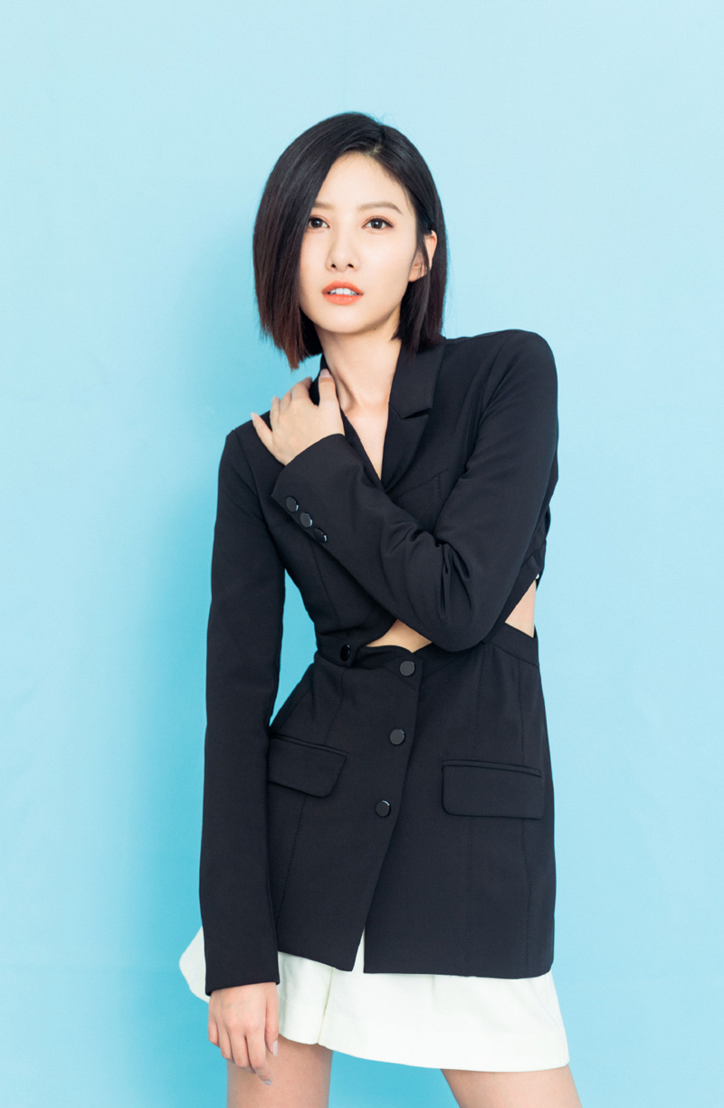 中国内地山东济南女演员吴优魅惑性感时尚杂志写真大片图片
