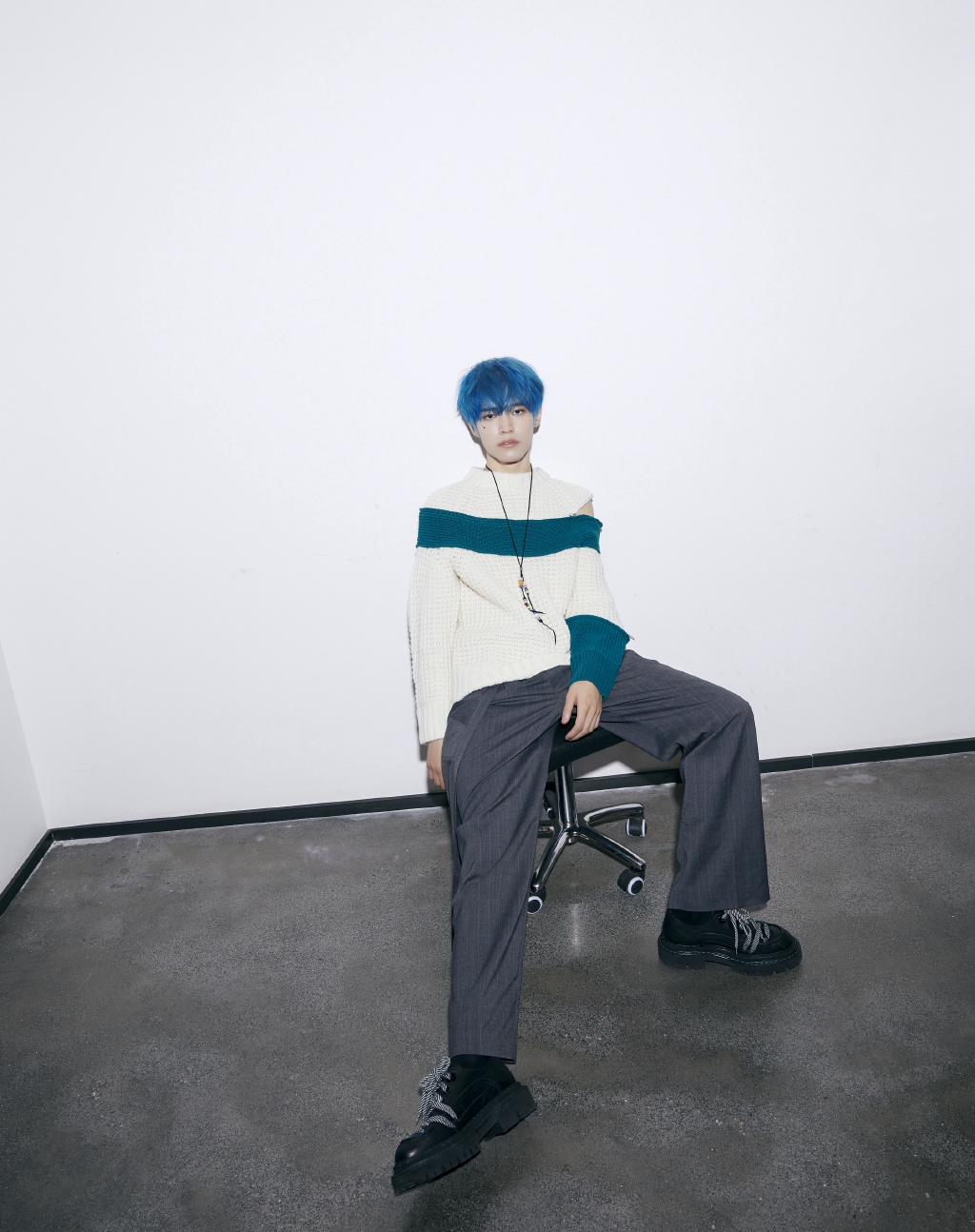 中国内地男艺人施展《少年施展》概念海报图片图片