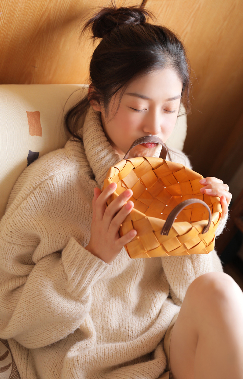 美女王双图片