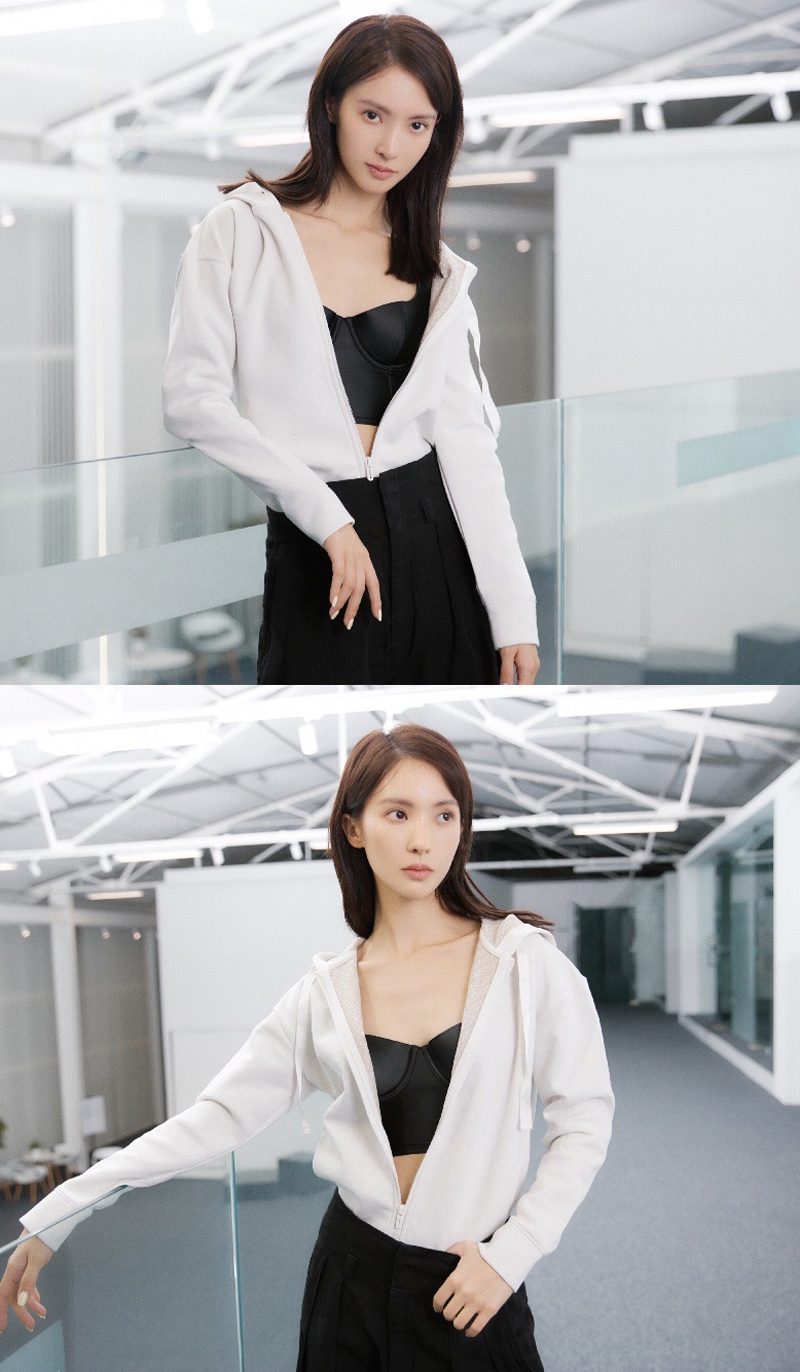 中国大陆山东济南女演员平面模特金晨清新随性写真图片图片
