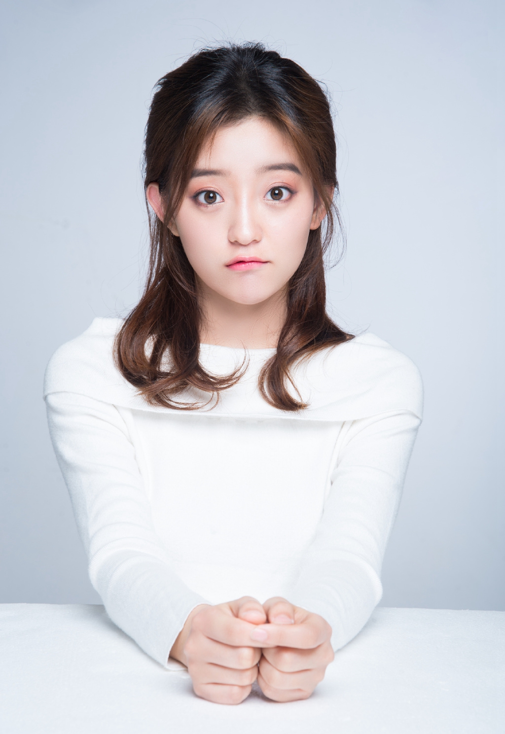 高清湖南省湘潭美女罗予彤丸子头甜美写真图片图片