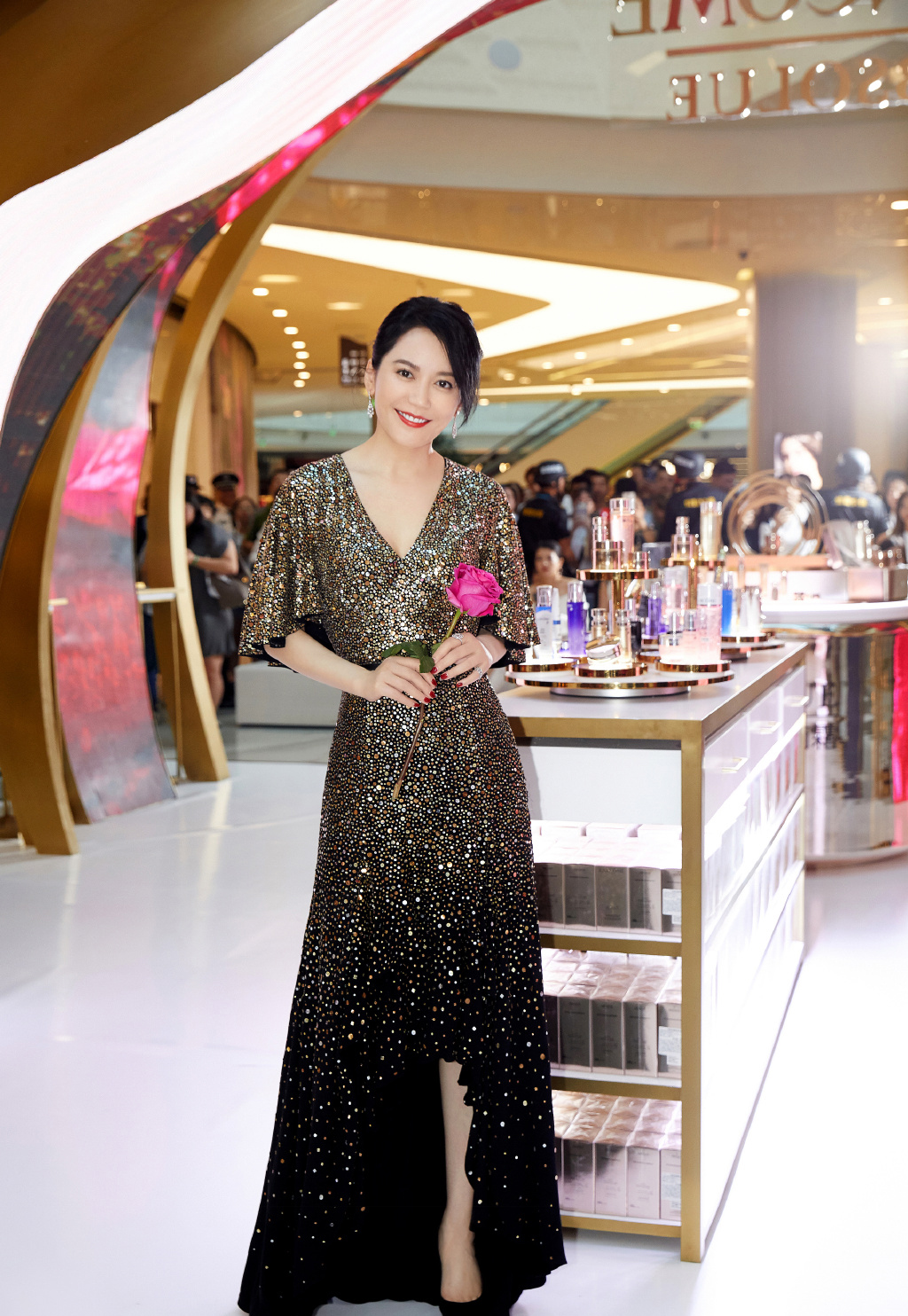 高清中国导演,演员俞飞鸿清冷时尚大片写真图片图片 高清中国导演,演员俞飞鸿清冷时尚大片写真图片图片