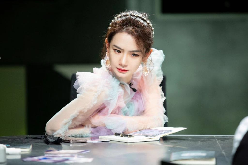 中国内地湖南广水女演员郑雅文酷美街拍写真图片图片 中国内地湖南广水女演员郑雅文酷美街拍写真图片图片