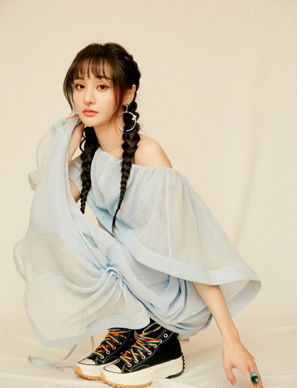 演员郑爽