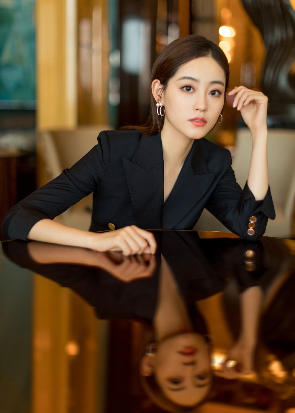 中国内地黑龙江齐齐哈尔女演员祝绪丹时尚写真图片桌面壁纸图片