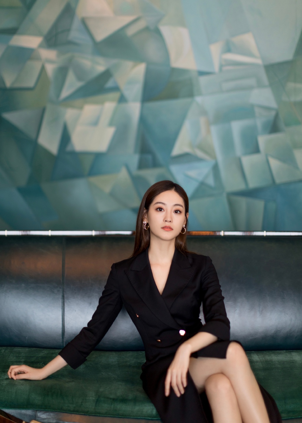 中国内地黑龙江齐齐哈尔女演员祝绪丹性感迷人写真桌面壁纸图片
