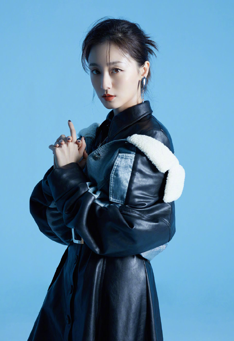 中国内地内蒙古自治区牙克石女演员叶青时尚个性写真图片图片