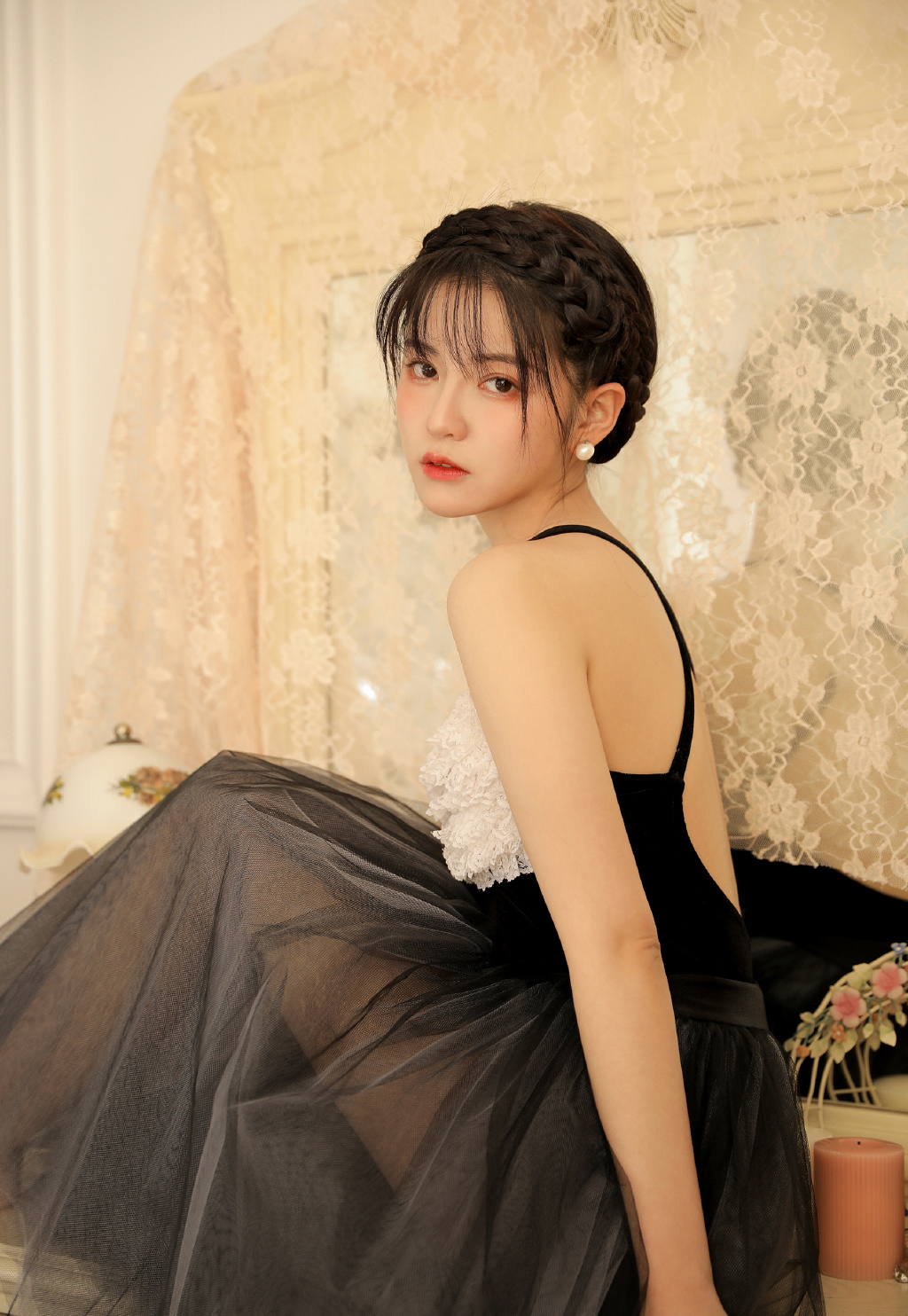 高清gogo美女露肩吊带美女风情诱惑大胆美女图片图片 高清gogo美女露肩吊带美女风情诱惑大胆美女图片图片