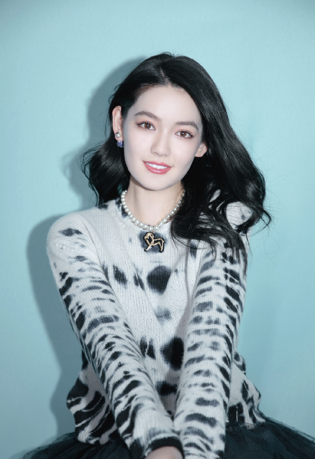 高清女星李诗颖白衫活力写真图片图片
