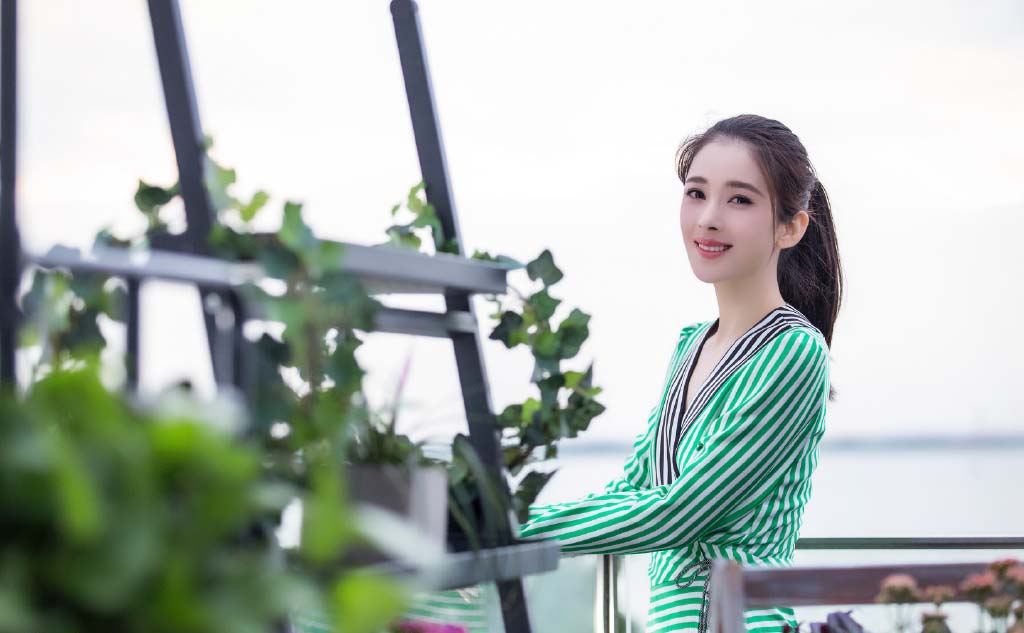 赵樱子清爽性感户外写真图片 赵樱子清爽性感户外写真图片