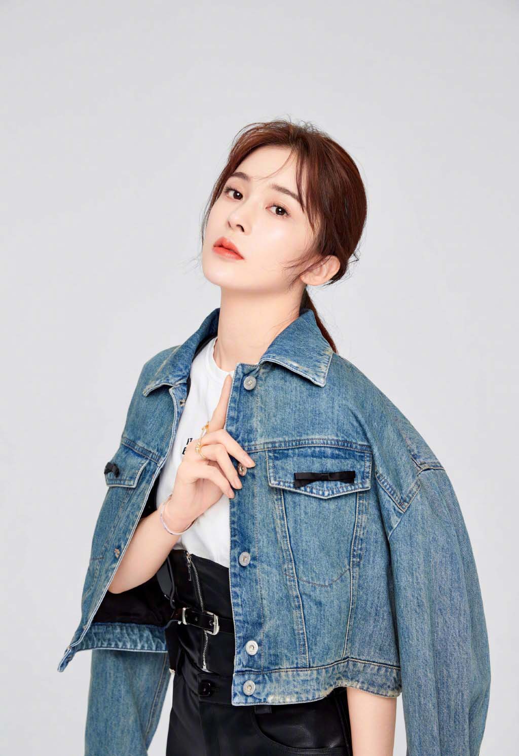 赵樱子休闲时尚性感写真图片图片 赵樱子休闲时尚性感写真图片图片