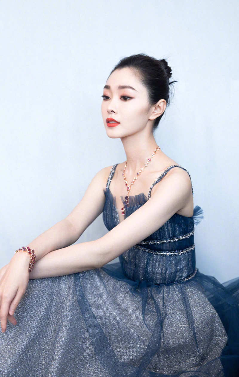 中国内地湖北省荆门女演员宋轶灵动优雅活动图片图片