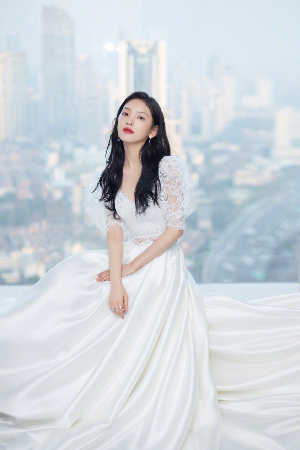 高清女明星模特章若楠甜美时尚封面写真图片图片