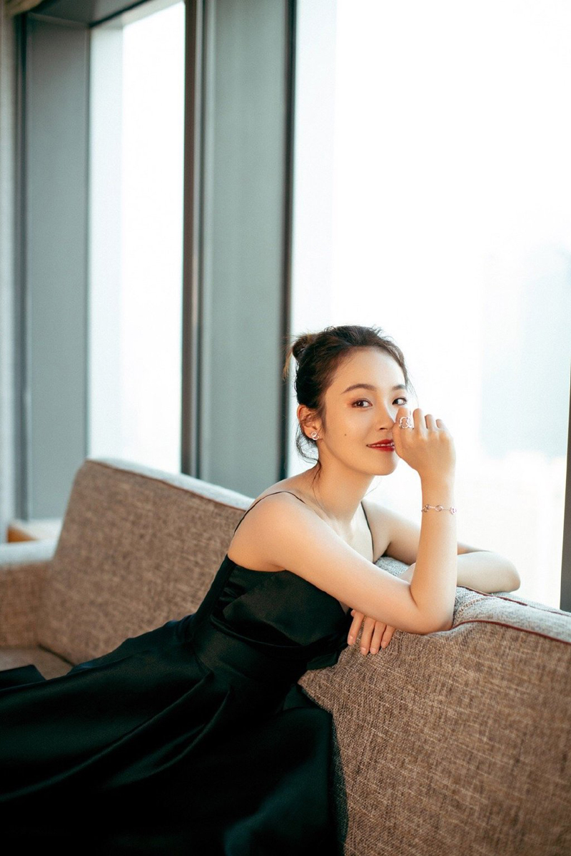 高清吉林省辽源女明星张佳宁清新白娘子造型图片图片