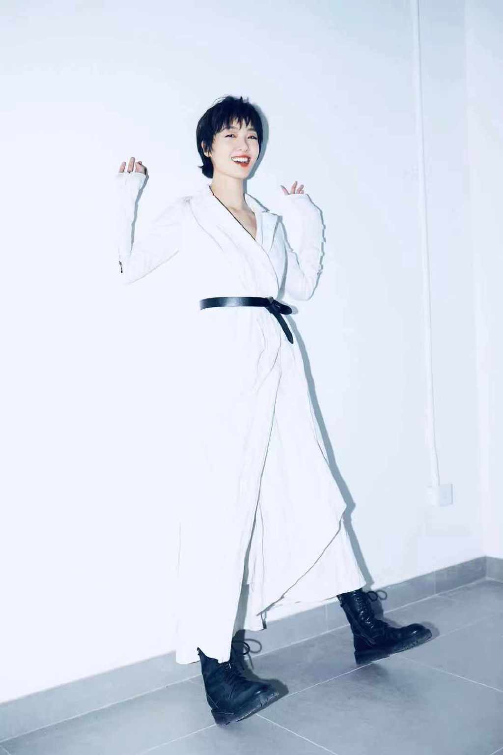 贵州女演员齐溪优雅写真图片图片