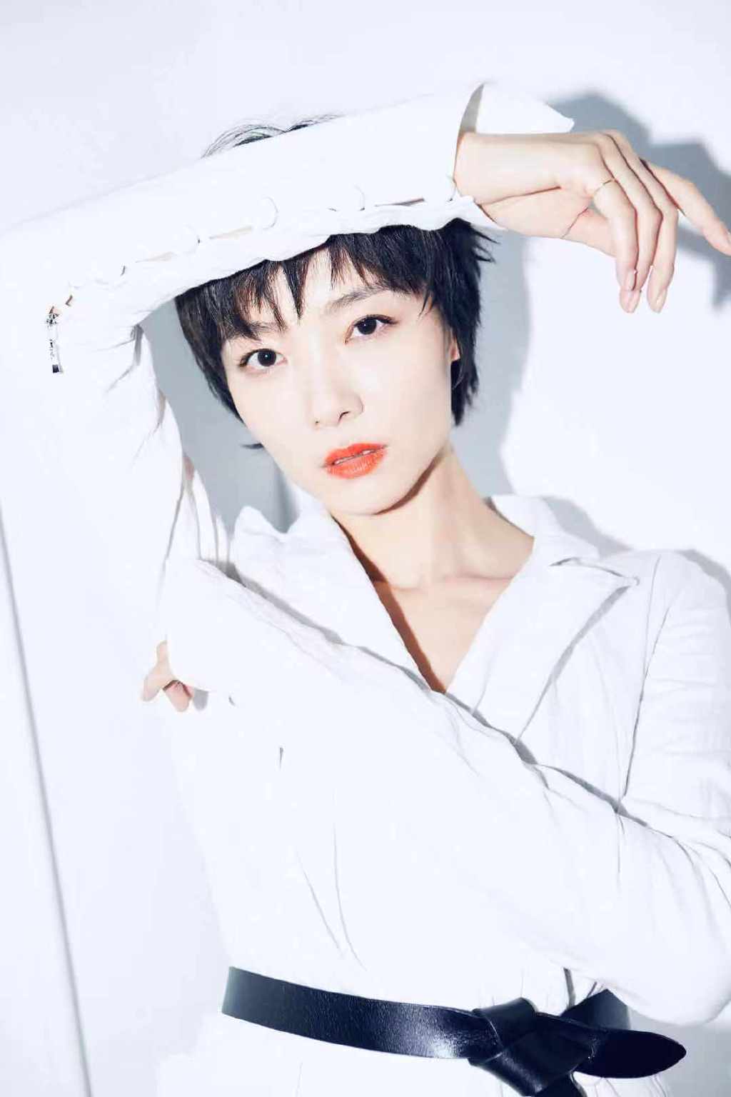 贵州女演员齐溪优雅写真图片图片