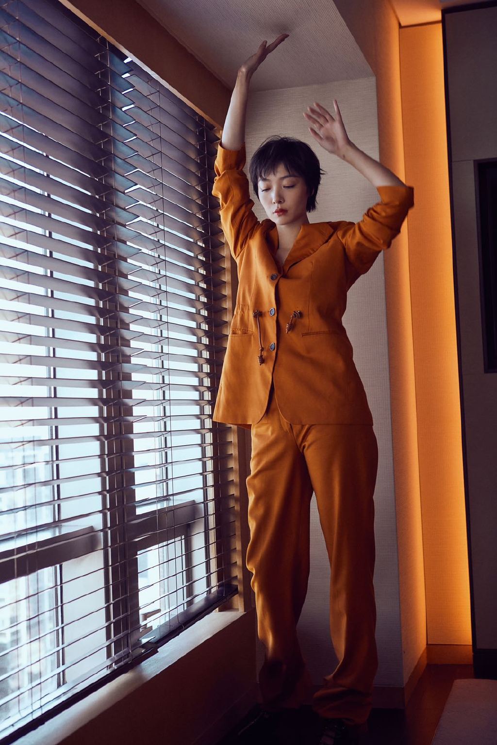 贵州女演员齐溪优雅写真图片图片