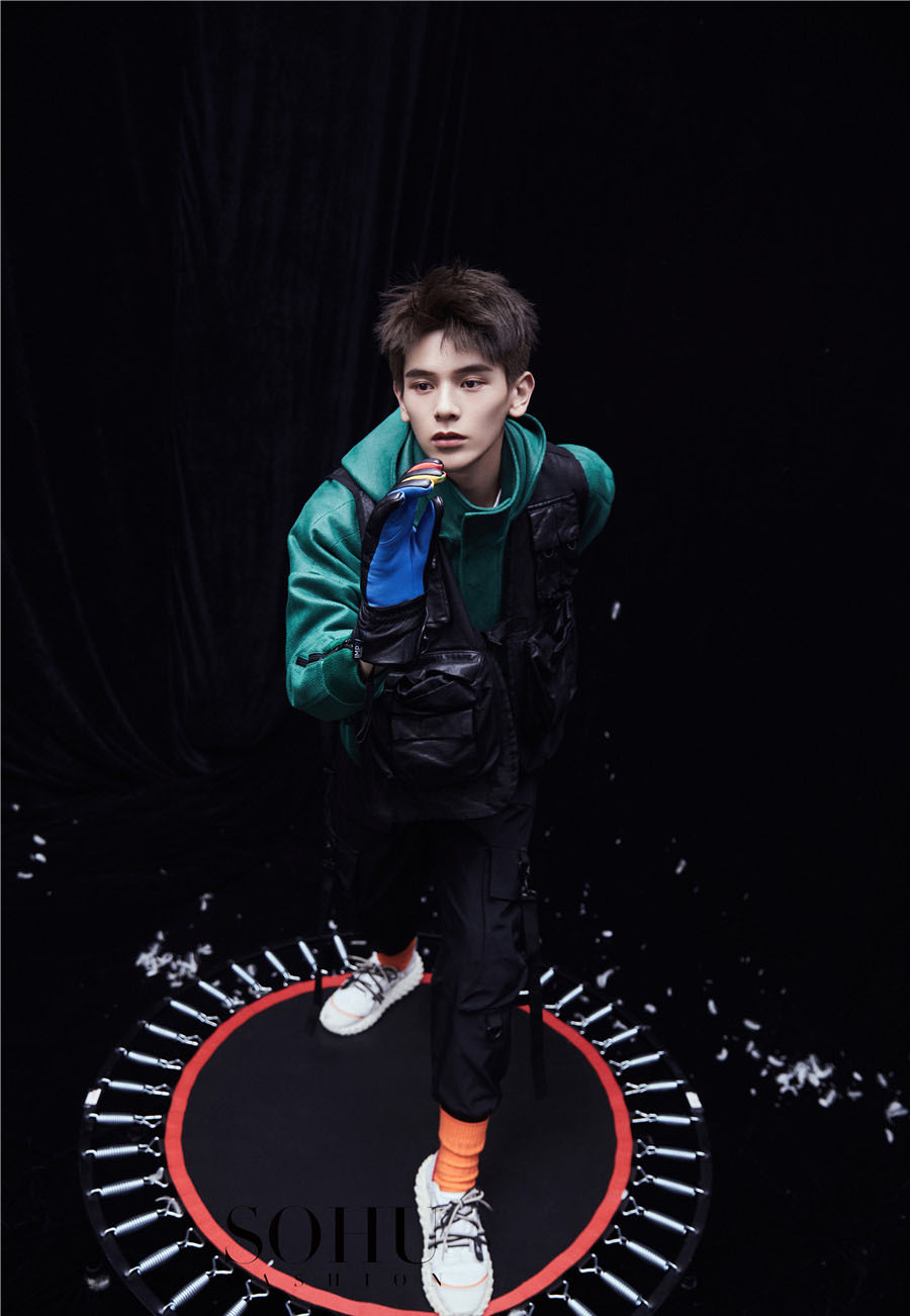 高清男明星姚弛邪魅暗黑风大片写真图片图片