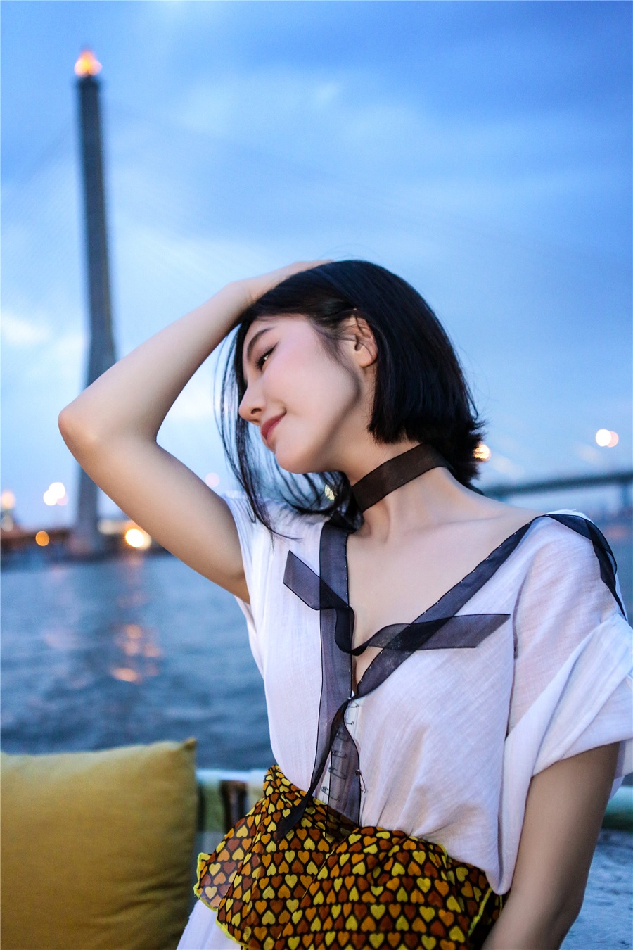 高清吉林女明星赵奕欢游轮率性洒脱写真图片 高清吉林女明星赵奕欢游轮率性洒脱写真图片