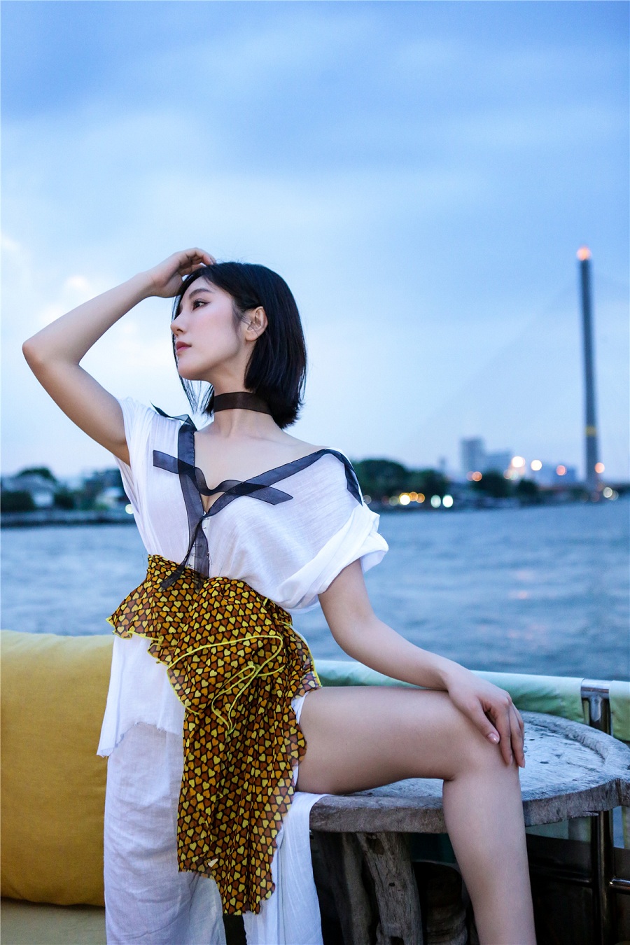 高清吉林女明星赵奕欢知性性感图片图片