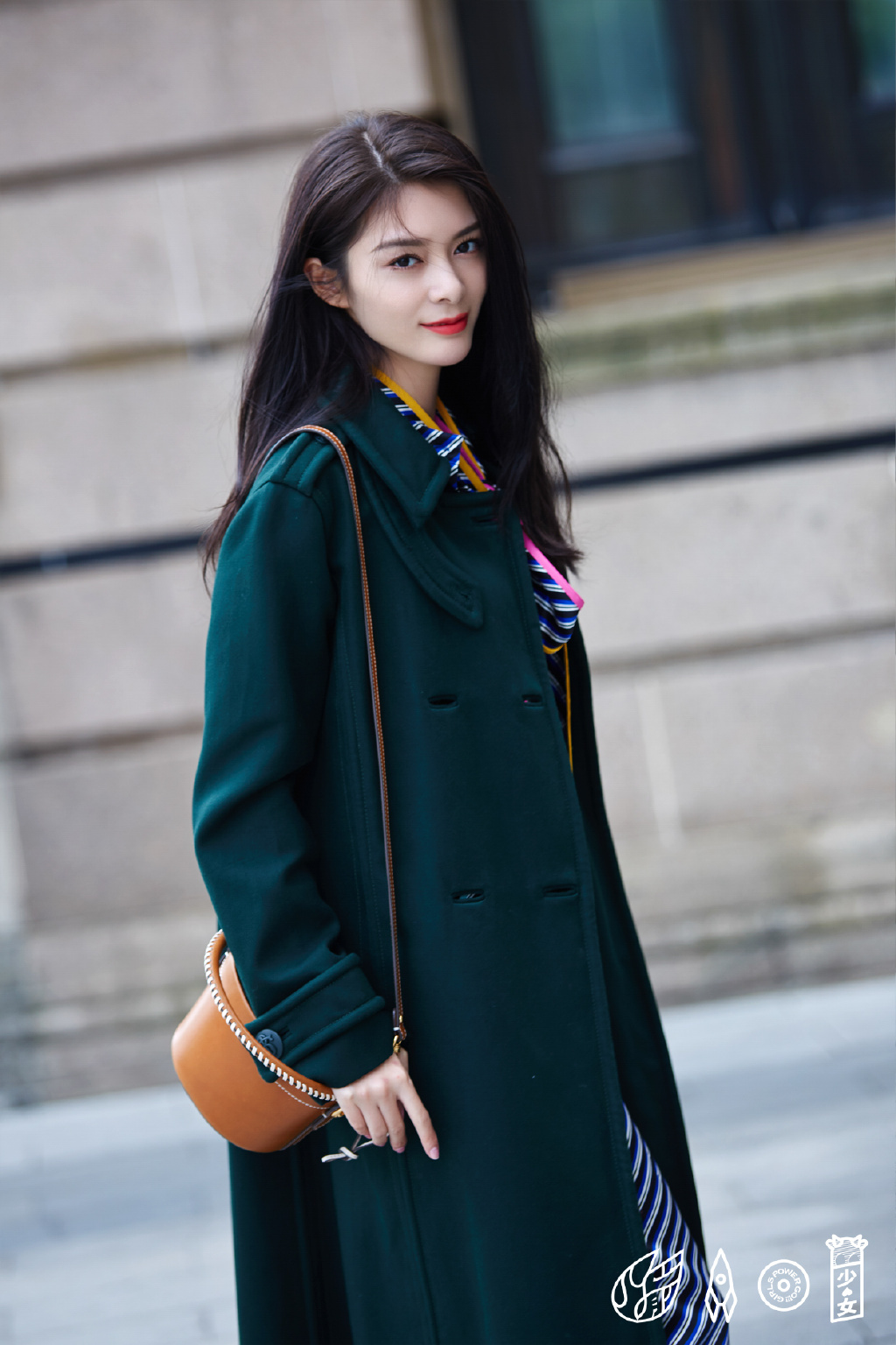 高清湖南性感女星火箭少女101傅菁写真花絮图片图片