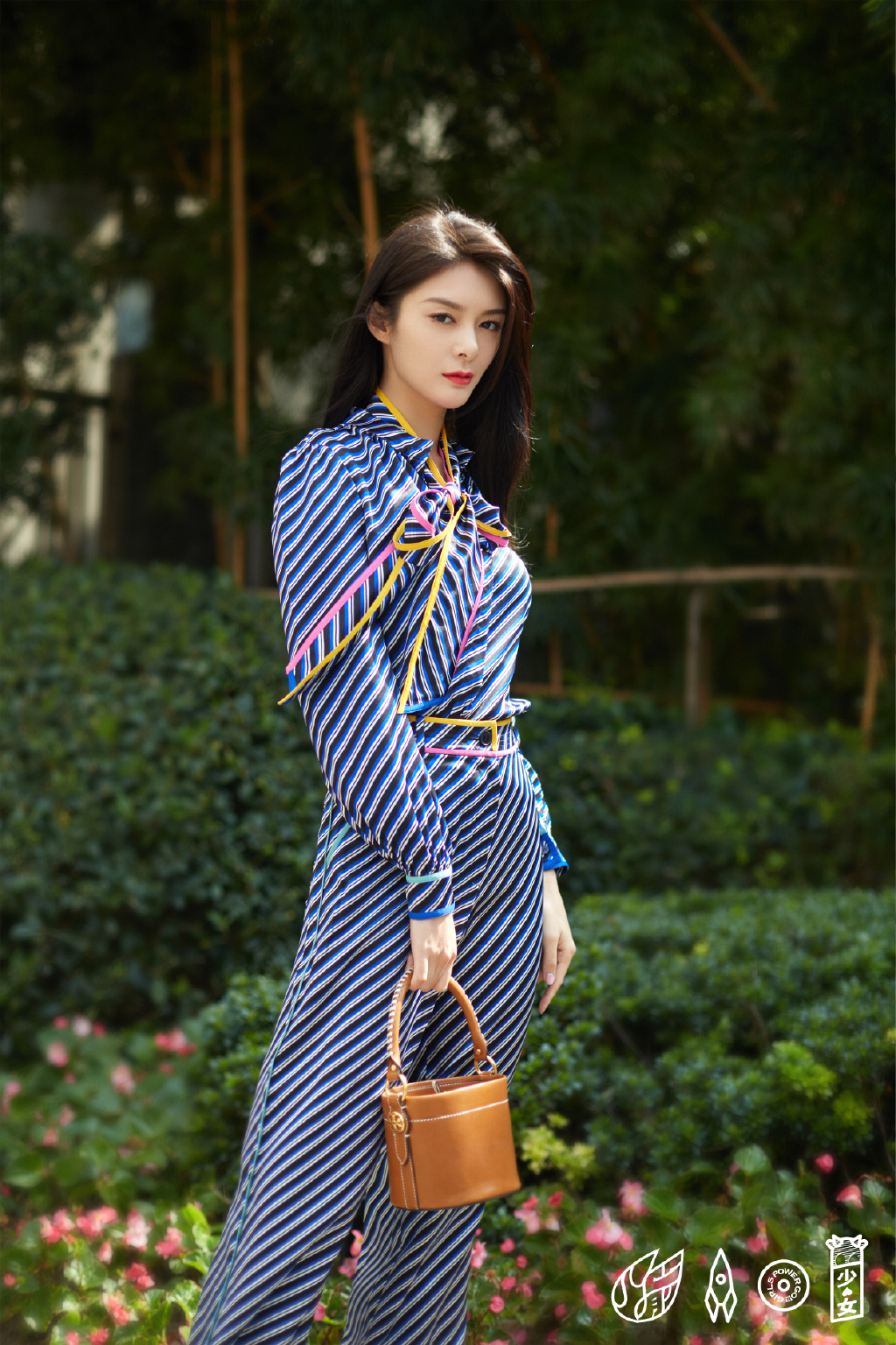 高清湖南性感女星火箭少女101傅菁写真花絮图片图片