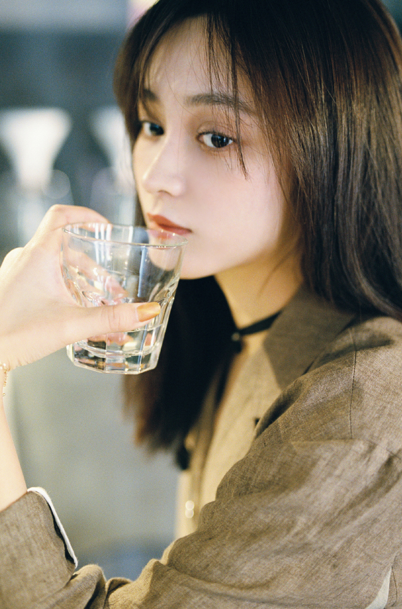 王一菲《香蜜沉沉烬如霜》海报剧照图片图片