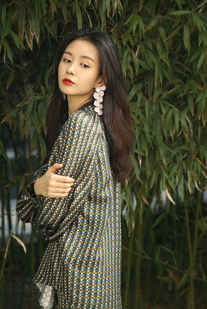 王丽坤短发清爽写真大片图片