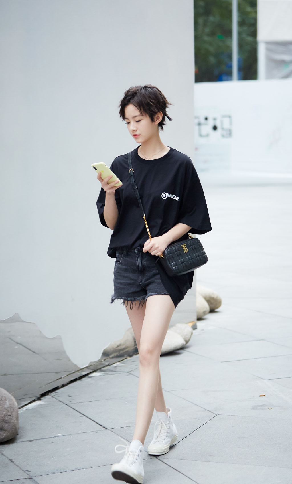 李庚希时尚街拍写真图片图片