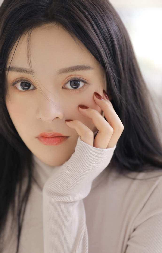 娃娃脸美女图片