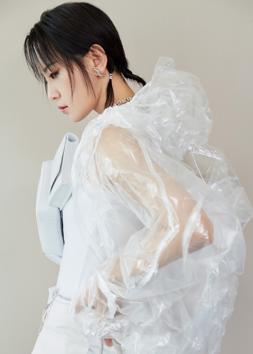 高清湖南长沙美女周笔畅镂空夹克甜酷写真图片图片