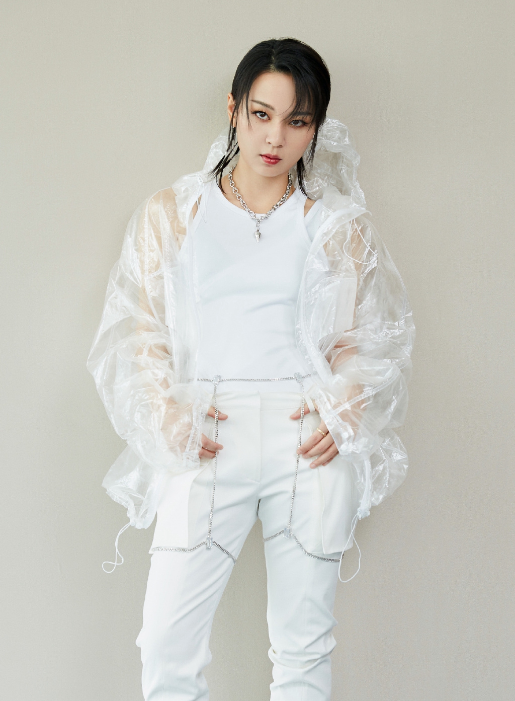 高清湖南长沙美女周笔畅镂空夹克甜酷写真图片图片