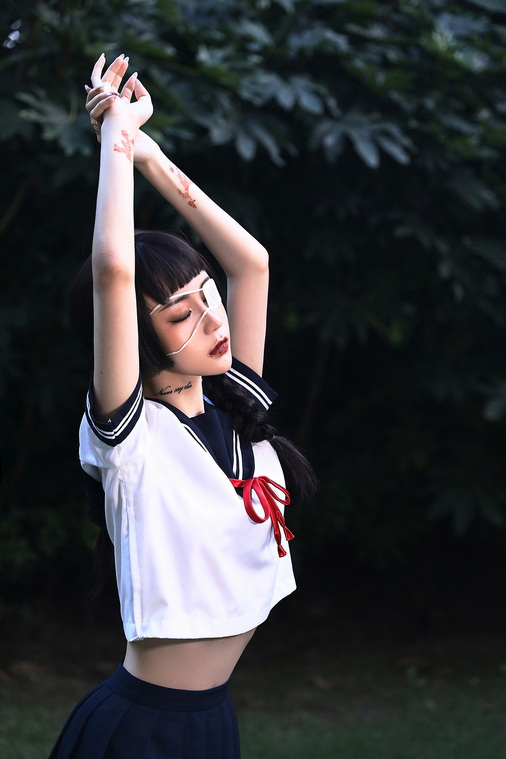 胡馨尹万圣节个性搞怪写真图片图片