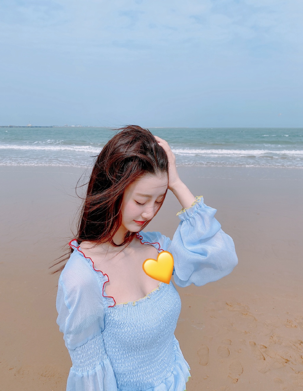 马泽涵清新甜美写真桌面壁纸图片