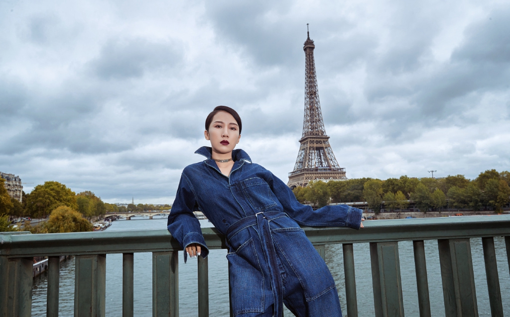 李念优雅迷人时尚写真图片图片