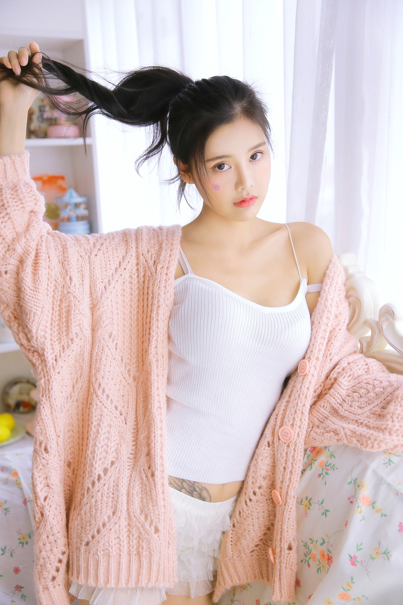 高清湖南省湘潭美女罗予彤甜酷时尚街拍图片图片
