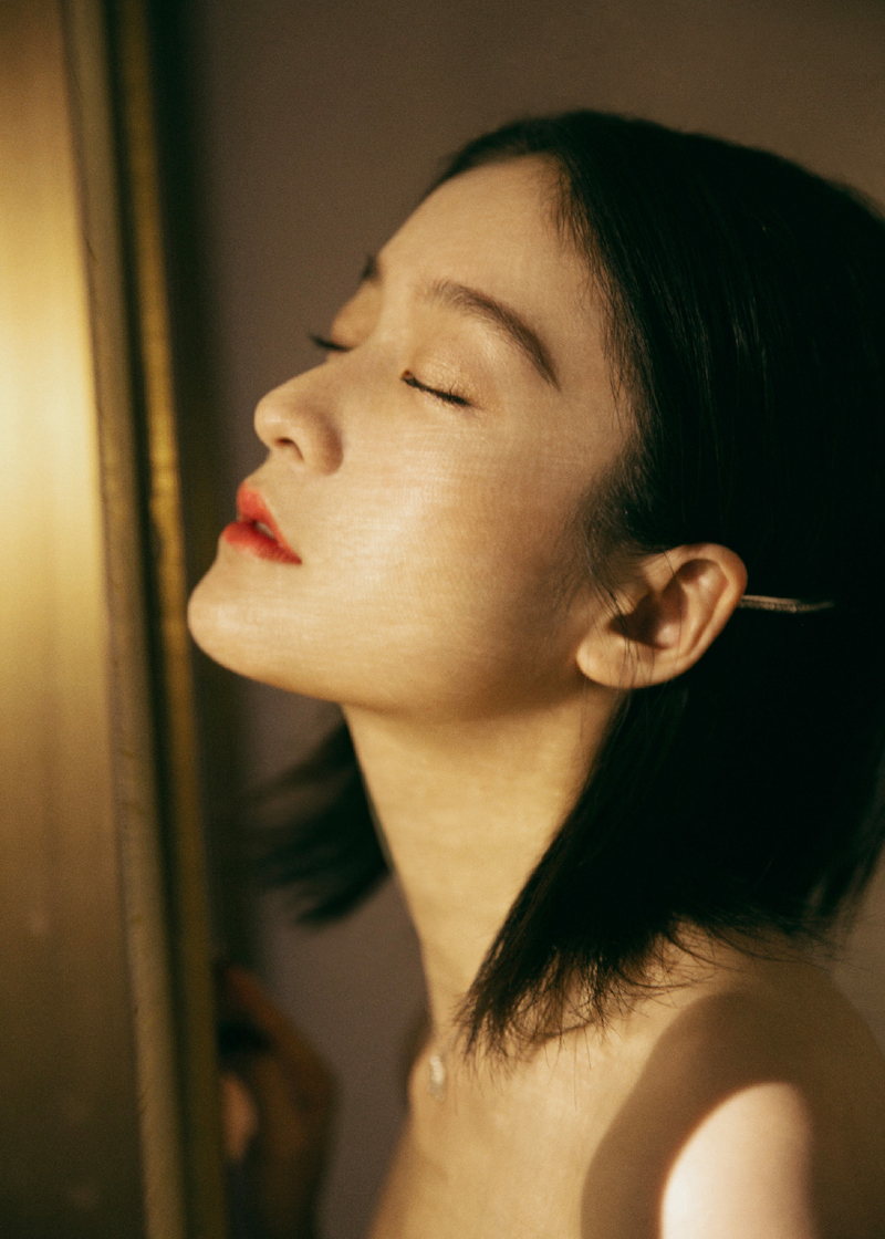中国内地浙江省义乌女演员张雪迎时尚个性写真图片图片 中国内地浙江省义乌女演员张雪迎时尚个性写真图片图片