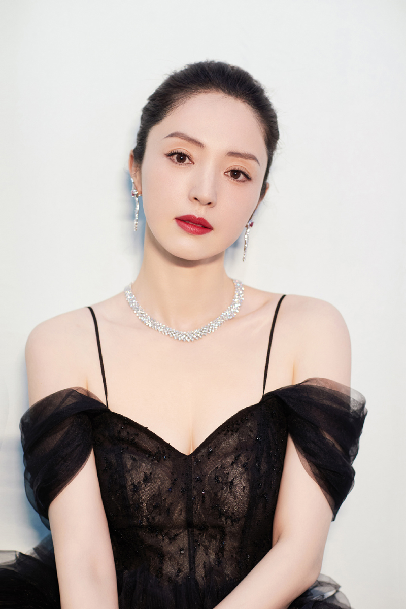 高清中国内地黑龙江省牡丹江影视女演员董璇气质靓丽美女写真图片
